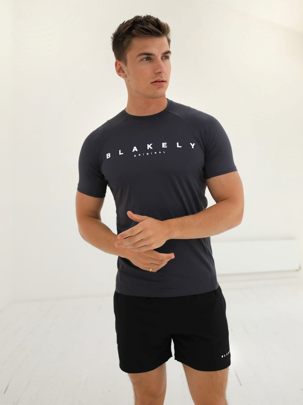 Blakely Apex Active T-Shirt Charcoal | 632874-ERX