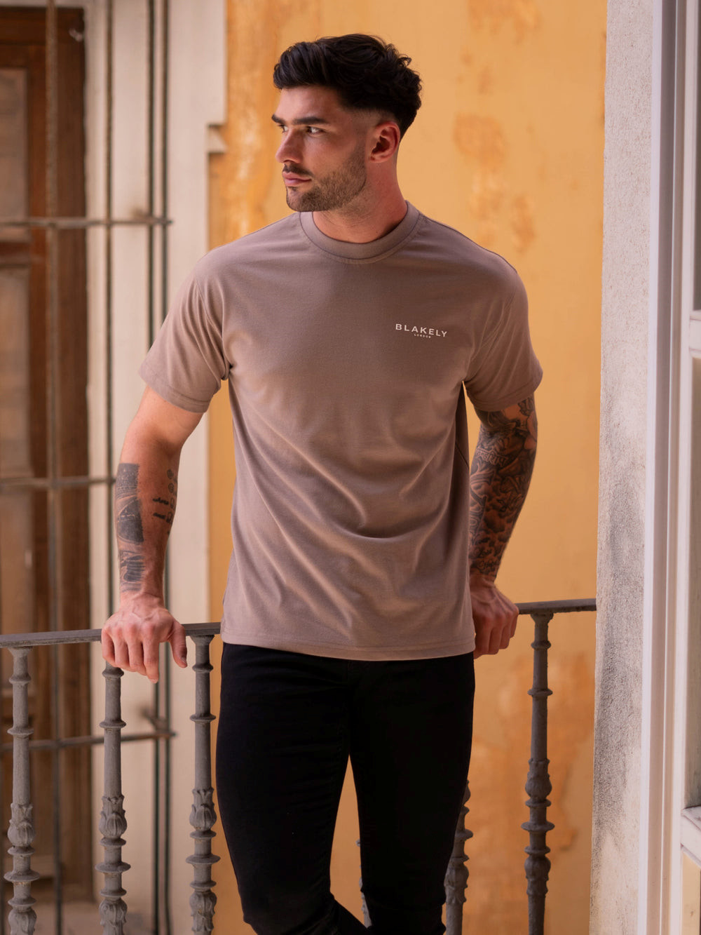 Blakely Blakely London Relaxed Fit T-Shirt Brązowe | 615498-CYX