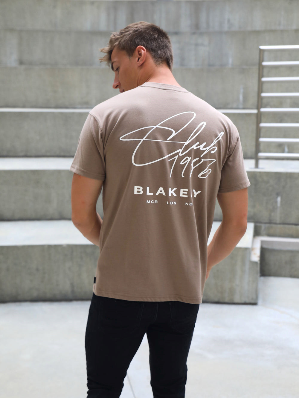 Blakely Club Relaxed T-Shirt Brązowe | 641950-UJP