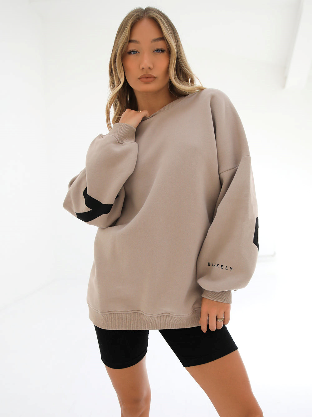 Blakely Isabel Oversized Jumper Tan | 132768-OWC