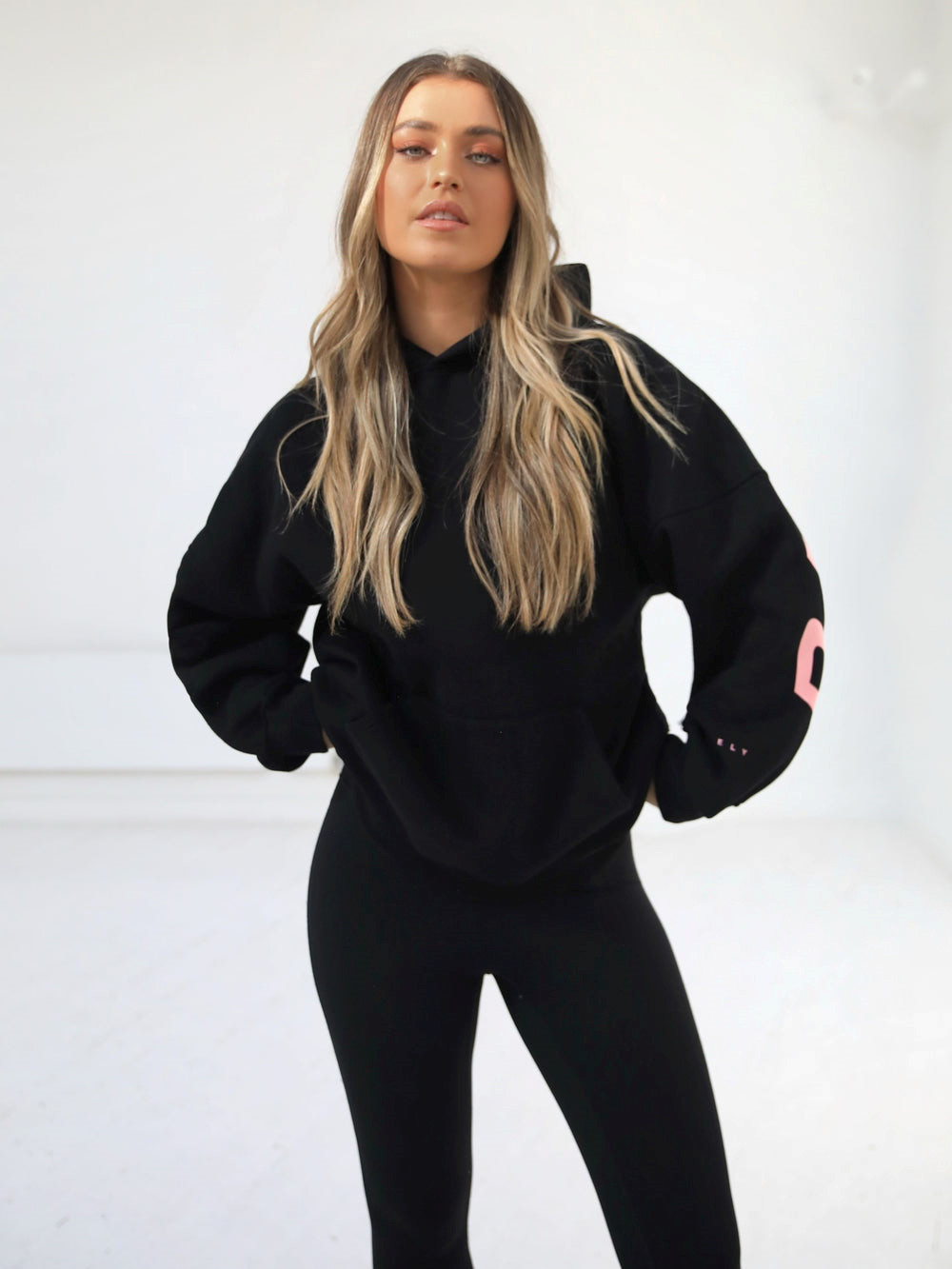 Blakely Members Isabel Oversized Hoodie Czarne Różowe | 192763-RPZ