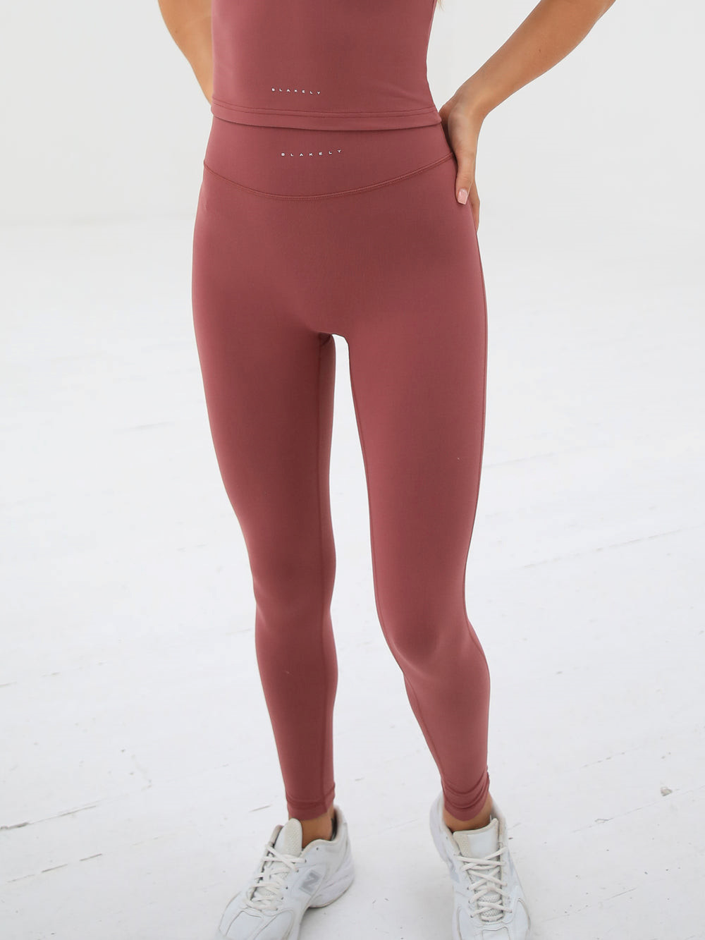 Blakely Ultimate Soft Leggings Berry | 019728-KAS