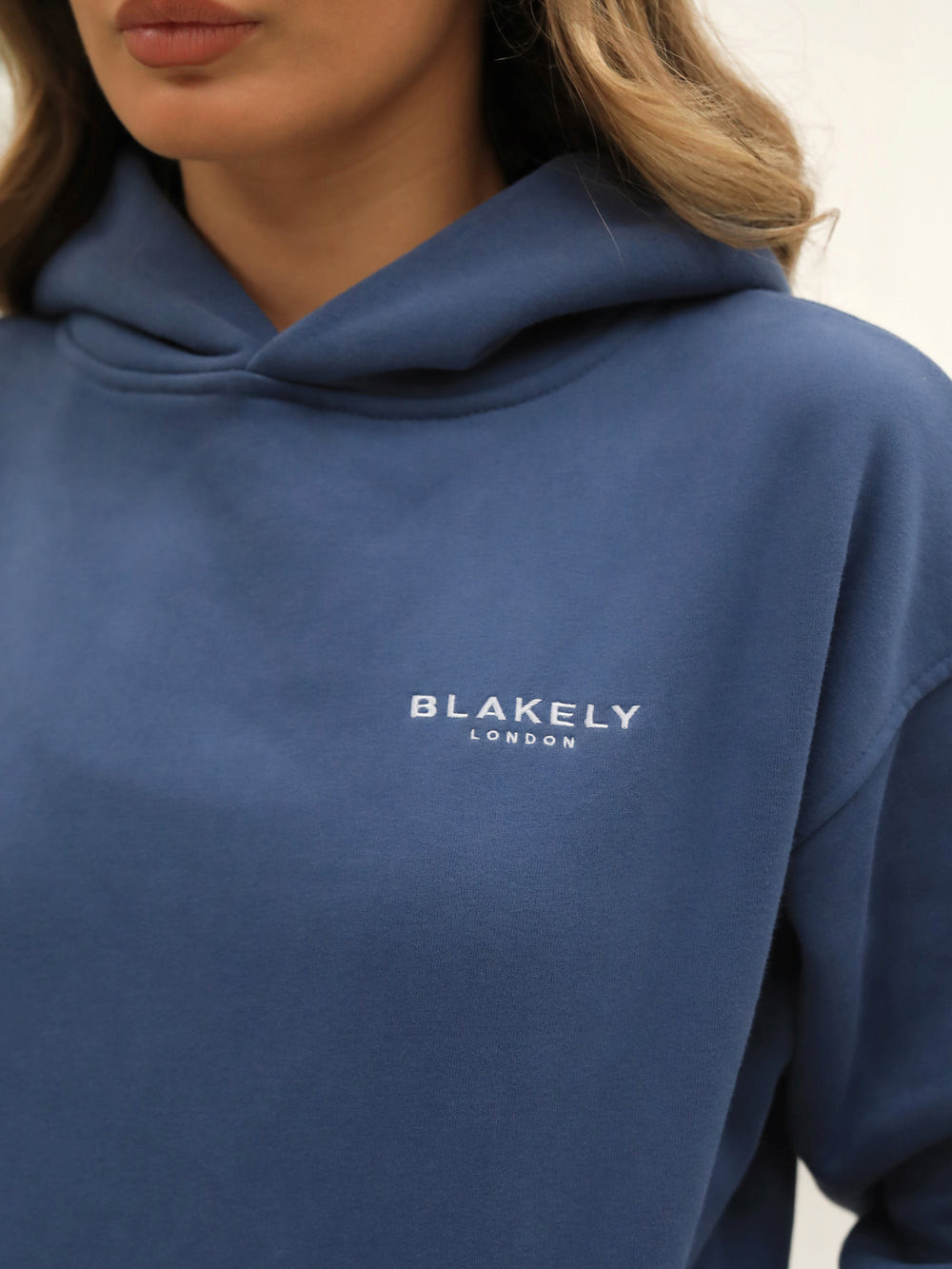 Blakely Universal Women's Relaxed Hoodie Niebieskie | 057692-LFV