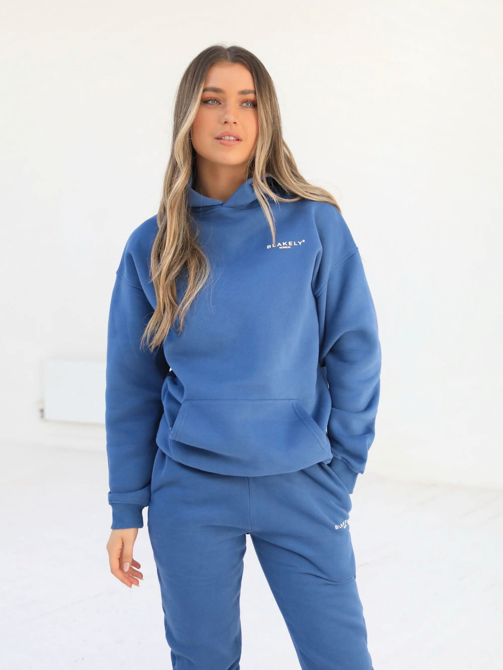 Blakely Women's Members Relaxed Hoodie Niebieskie | 642791-TCG