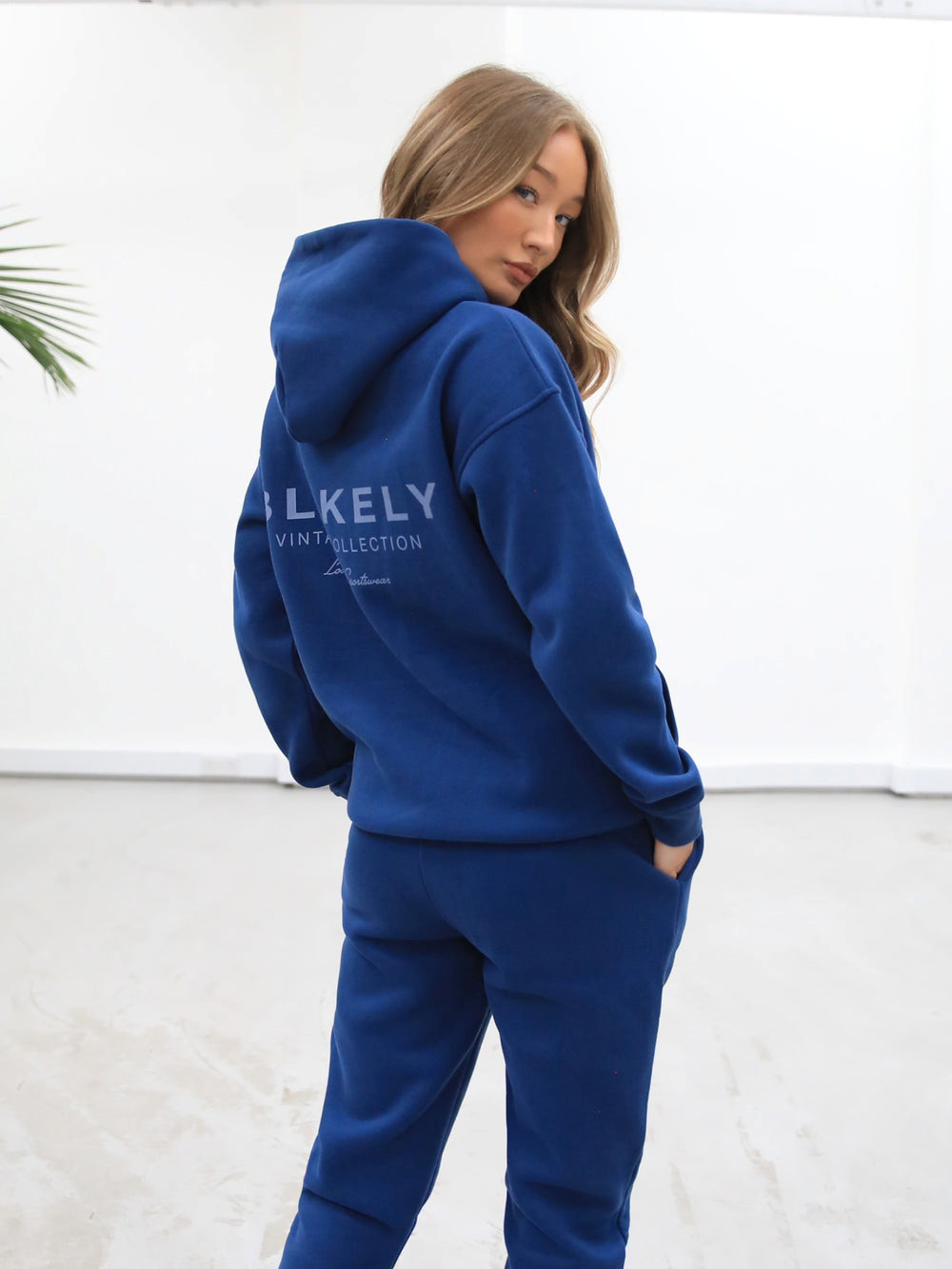 Blakely Women's Sports Club Relaxed Hoodie Niebieskie | 210769-CZW